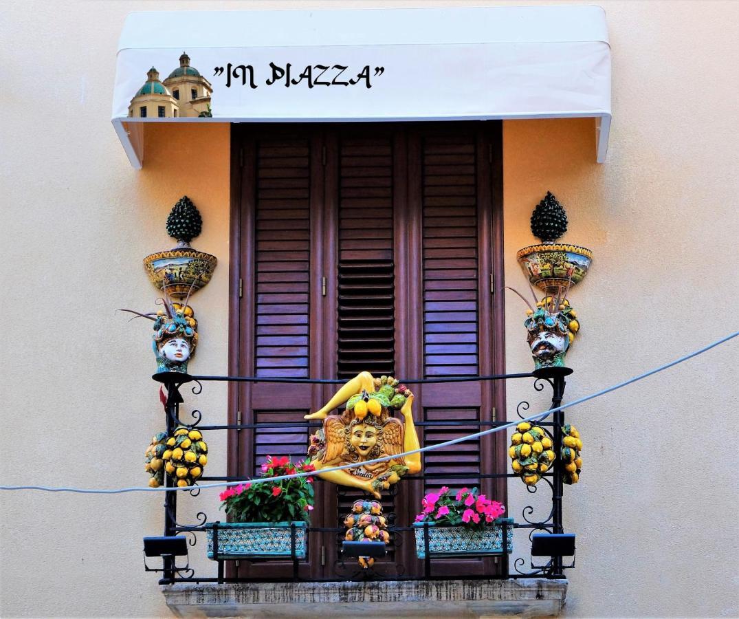 In Piazza Bed and Breakfast Mazara del Vallo Esterno foto