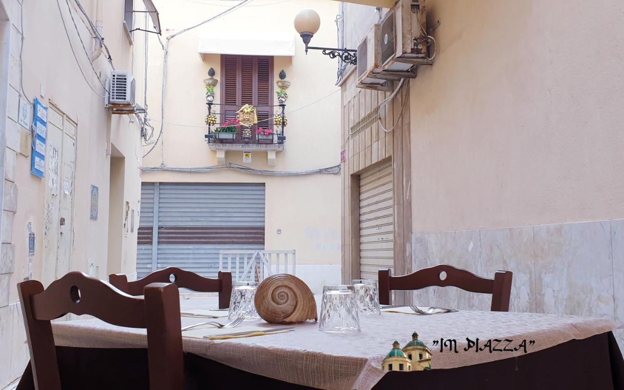 In Piazza Bed and Breakfast Mazara del Vallo Esterno foto